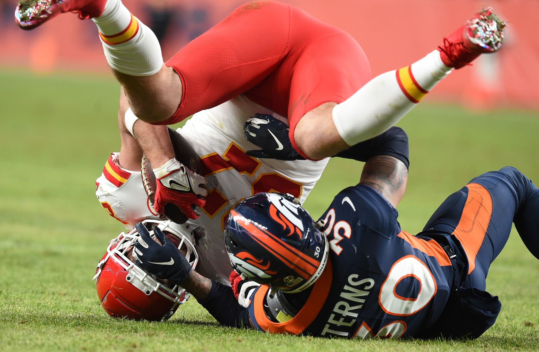 010922-s-broncos-chiefs 09.JPG